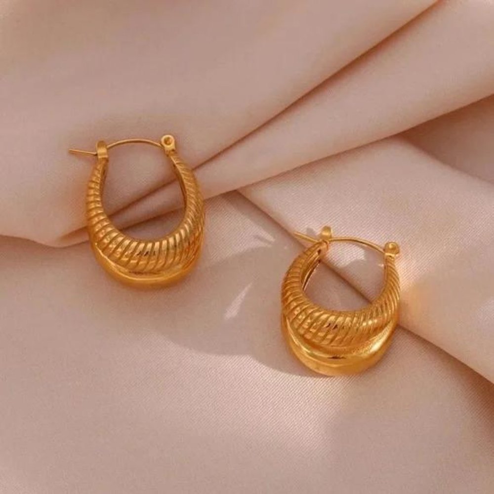 18K Gold Double Layer Twist U Shape Hoop Earrings, NICE EARRINGS, CUTE EARRINGS - Picture 3 of 7
